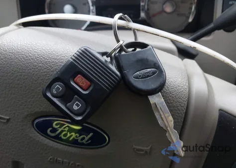 2008 Ford F-250 Fx4/Harley-Davidson/King Ranch/Lariat/Xl/Xlt from USA, damaged, VIN 1FTSW21R68EB29567